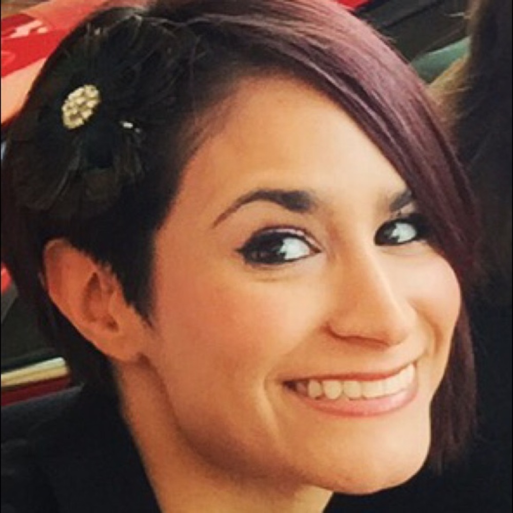 Meet your Posher, Carina